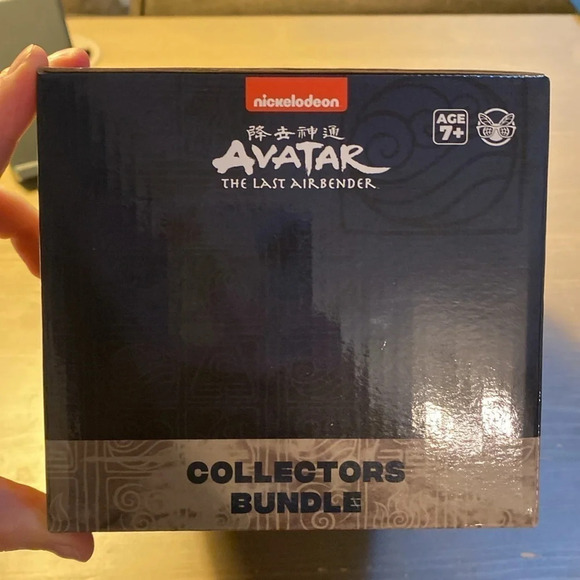 Nickelodeon RARE the Last Airbender Collectors Bundle Box - Picture 6 of 6